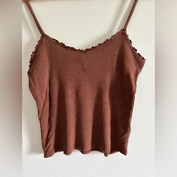Urban Outfitters Project Social T Brown Ribbed Ruffle Dainty Tank Top Size M EUC - Picture 4 of 9